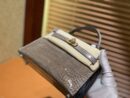 爱马仕 Mini Kelly 沥青灰 一级美洲鳄鱼皮 全手工缝制 臻品级别 金扣 19cm 2代