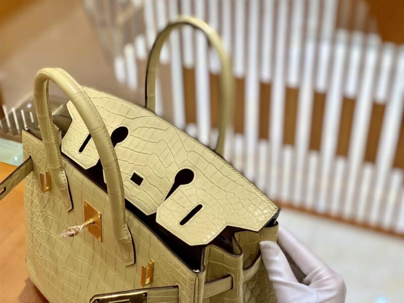 爱马仕 Birkin 30cm 奶黄色 金扣 一级皮 尼罗鳄鱼皮 臻品级别 - Image 2