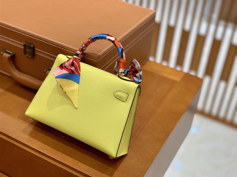 爱马仕 Mini Kelly 19cm 柠檬黄 金扣 掌纹牛皮 全手工缝制 - Image 3