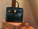爱马仕 Birkin铂金包 祖母绿 湾鳄 一级皮 倒V 进口原料 顶级手缝工艺 30cm