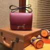 0ec41b166bdb156.jpg 爱马仕 Constance 18cm 石榴红 珐琅银扣 掌纹牛皮 全手工缝制 现货