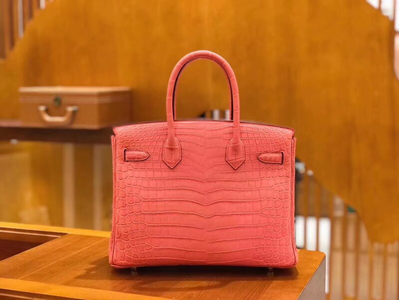 爱马仕 Birkin 30cm 龙虾粉 杜鹃粉 尼罗鳄鱼皮 金扣 原版蜜蜡线 顶级手缝 现货 - Image 3