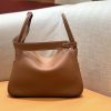 爱马仕 Lindy 琳迪包 金棕色 Togo牛皮 进口原料 全手工缝制 银扣 26cm