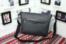 N41106 LV 路易威登Damier Graphite帆布男士斜挎包 MICK中号手袋