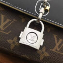 M44115 LV CHAIN IT 小号手袋 LV 2017新款女包 LV手提锁头扣包
