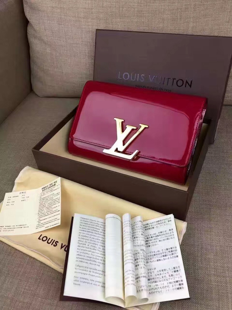 M94270 LouisVuitton 路易威登晚装包系列Vernis漆皮玫红色女式手拿包