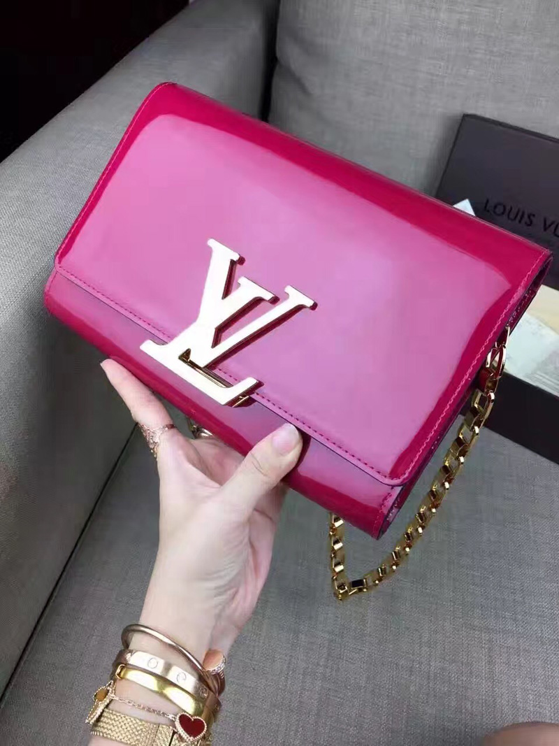 M94270 LouisVuitton 路易威登晚装包系列Vernis漆皮玫红色女式手拿包