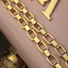 M94269 LouisVuitton 路易威登晚装包系列Vernis漆皮女式手拿包 粉色