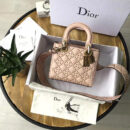 M0579 Dior迪奥 LADY DIOR粉色小牛皮柔软手提包 饰钉手提单肩包
