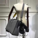 Fendi 芬迪 400 手提包 斜挎包 纯手工 都市型男的成熟率性