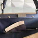 2590 FENDI 芬迪 拼色软羊革 手提包 蓝色内袋 金属配件 米色