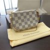 N58010 LV MINI POCHETTE ACCESSORIES系列白色手拎包 LV单肩包