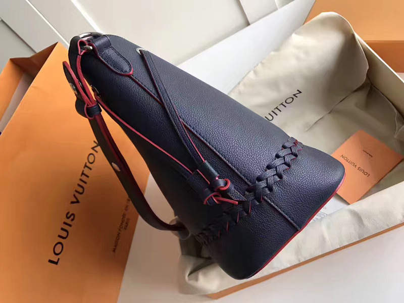 M54681 LV Lockme Bucket 手袋 LV水桶包 LV全皮单肩斜挎包 蓝色