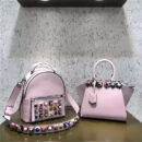 FENDI 芬迪2017新品 小牛皮 彩色铆钉包 有机玻璃铆钉 双肩包 樱花粉