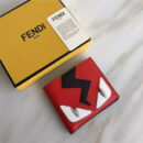 FENDI 芬迪 小怪兽眼睛额头闪电白叻钉 十字纹罗马SELLERIA横式皮夹 红色