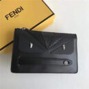 FENDI 芬迪 355 升级版BAG BUGS眼睛图案蛇皮鳄鱼皮镶饰手拿包 黑色