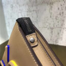 FENDI 芬迪 352B 2017新款 face浮雕小牛皮手拿包 卡其色