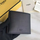FENDI 芬迪 0170 升级版小怪兽平纹皮短款二折钱包 黑色黄眼