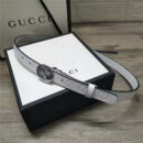 Gucci 新款 进口原版小牛皮压花 女士腰带 双G扣头 双面可用 白色银扣
