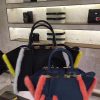 8771 FENDI 芬迪 minl3JouRS 时尚款 柔软小牛皮 貂毛手提包挎包 蓝灰色