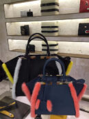 8771 FENDI 芬迪 minl3JouRS 时尚款 柔软小牛皮 貂毛手提包挎包 蓝灰色