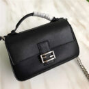8765B FENDI 芬迪 DOUBLE MICRO BAGUETTE 眼睛图案 链条包 黑色