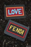 666A FENDI 芬迪 字母字样 小牛皮 薄款手拿包 黑色LOVE