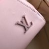 M41334 LV CLUNY MM 中号手袋 LV女包 LV真皮水波纹 LV手提包 芭蕾粉
