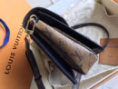 M43448 LV Pochette Metis 中号手袋 LV女包 LV拷花纹理邮差包 LV空姐包
