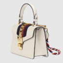 470270 D4ZAG 8605 GUCCI Sylvie 系列皮革迷你手袋 白色