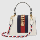 470270 D4ZAG 8605 GUCCI Sylvie 系列皮革迷你手袋 白色