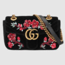 446744 GUCCI GG Marmont系列 刺绣 人形花纹天鹅绒 迷你手袋 黑色