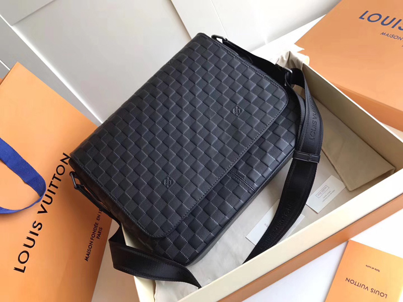 N41284 LV DISTRICT 中号手袋 LV全皮系列男包 LV单肩斜挎包