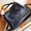 M43719 LV Ponthieu 小号手袋 LV全皮女包 LV手提肩背包 黑色