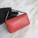 212 FENDI 芬迪 时装秀MICRO BAGUETTE 翻盖双F 链条 手提斜挎包 砖红色