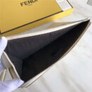 0363 FENDI 芬迪 小怪兽眼睛 羊皮拼蟒蛇皮 拉链手拿包 白色