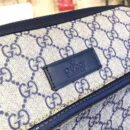 429018 GUCCI 经典GG印花 防水材质 单肩斜挎男包 灰白色蓝带
