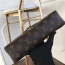 M43715 LV Saint Placide 手袋 LV女包 LV链条包 紫色