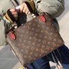 M44286 LV Marignan 邮差包 LV女包 LV邮差包 LV手提单肩包 红色