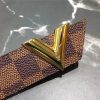 M9020 LV路易威登 全新系列 全新 V标志 女士腰带 啡色棋盘格