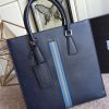 2VE083 Prada普拉达 2018新款 十字纹手提包 Prada男士公文包 蓝色