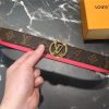LV 新款 LV Circle 圆形LV字母 钢扣 双面腰带 啡配玫红