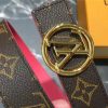 LV 新款 LV Circle 圆形LV字母 钢扣 双面腰带 啡配玫红