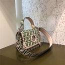 2821 Fendi 编织装饰穿绳 双F凸纹印花标志 翻盖手袋 绿色