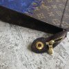 1524731618121666.jpg M63066 POCHETTE VOYAGE 中号手袋 LV男包 LV手包 LV银色涂层手拿包