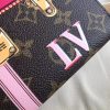 1526183912599299.jpg M62616 LV Zippy 拉链钱夹 LV 2018夏季旅行箱主题 LV挂锁丝印图案 LV钱包