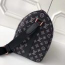 M43697 LV Speedy Bandouliere 40 手袋（配肩带）LV男包 LV单肩手提包