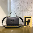 2818 FENDI芬迪 KANI手袋 双F LOGO 翻盖手袋 黑色