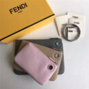 001 FENDI芬迪 F IS FEND 三套索环 小牛皮 手拿包 粉褐灰