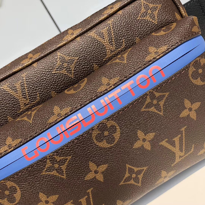 1528599690871460.jpg M43828 LV BUMBAG 小号手袋 LV老花涂层男包 LV男包 LV男士腰包